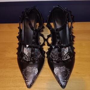 Valentino Garavani Rare Runway Flower Rockstud Heels Size 36 1/2